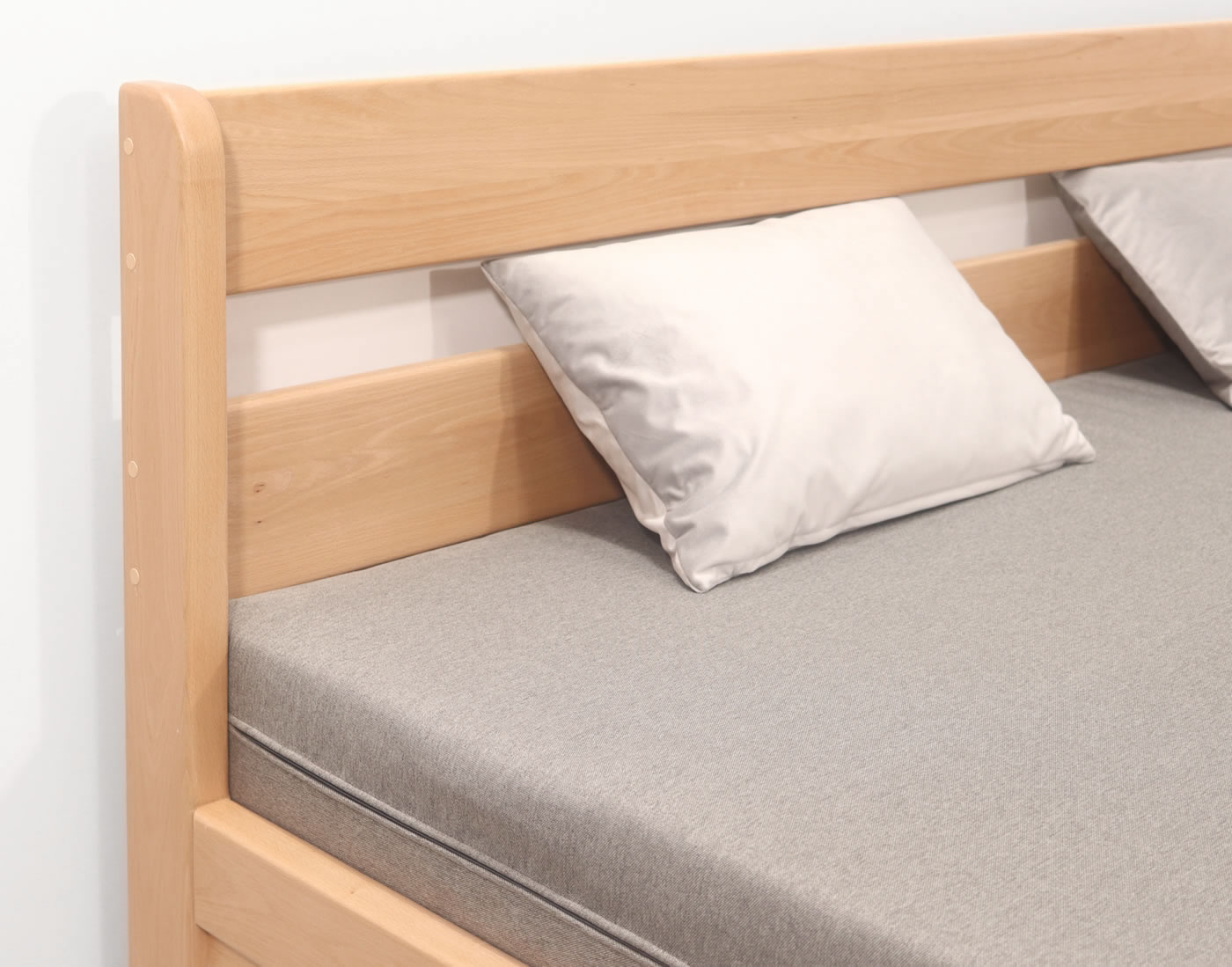 Detail provedení postele Flexo