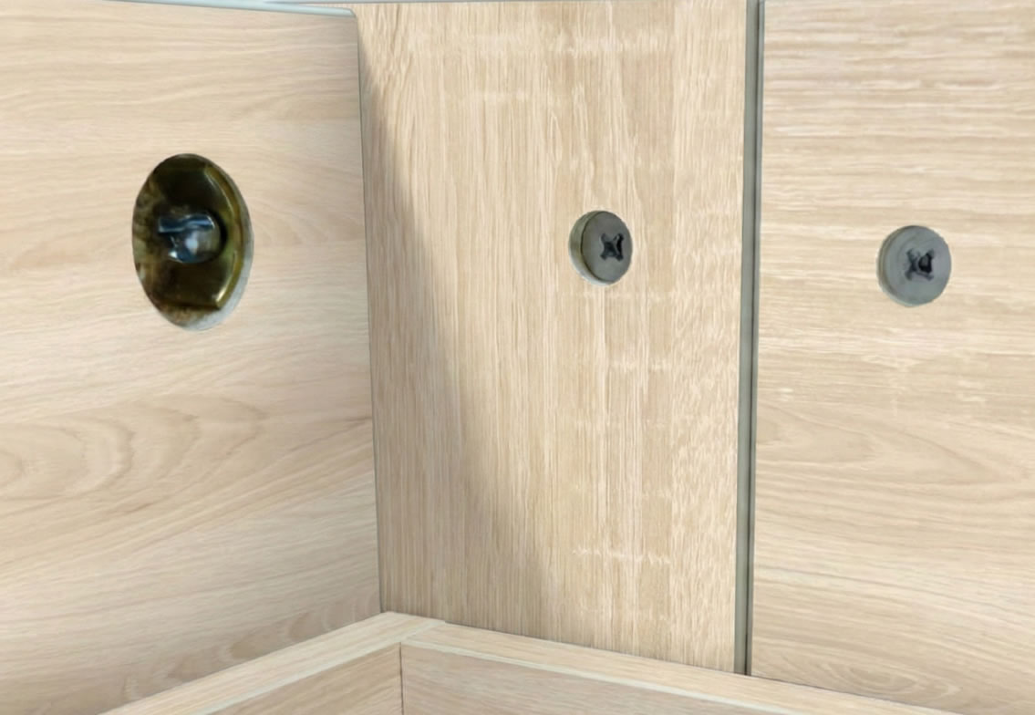 Spojení rámu postele Canaria