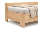 Zvýšená buková postel s roštem MIVA s bočním čelem, 120x200