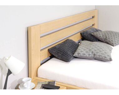 Detail - čelo postele Vanda