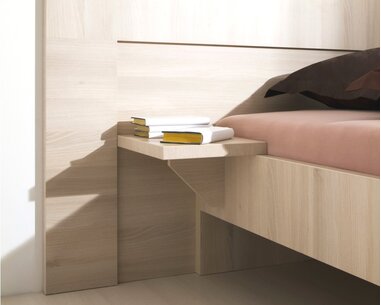 Noční stolek závěsný L21 Noční stolek závěsný L21