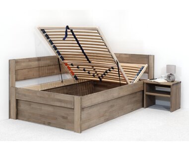 Detail čela - postel Timea levá