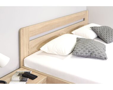 postel Santoria - čelo