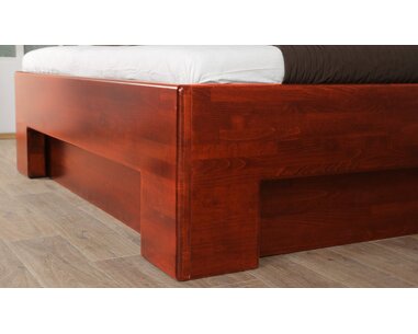 Manželská postel z masivu SOFIA F114