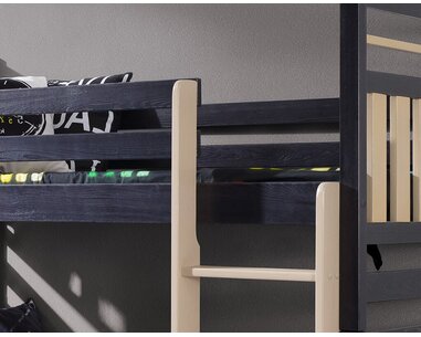 Poschoďová postel s přistýlkou a úložným prostorem pro 3 děti Hanka, masiv borovice Poschoďová postel s přistýlkou a úložným prostorem pro 3 děti Hanka, masiv borovice