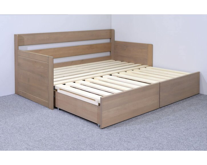 Rozkládací postel Fuego s čely