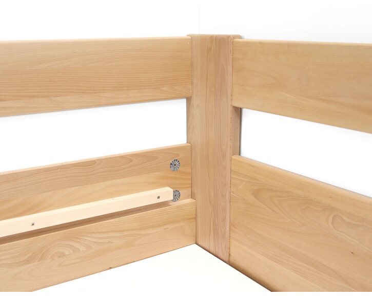 Zvýšená buková postel s roštem MIVA s čely, 90x200