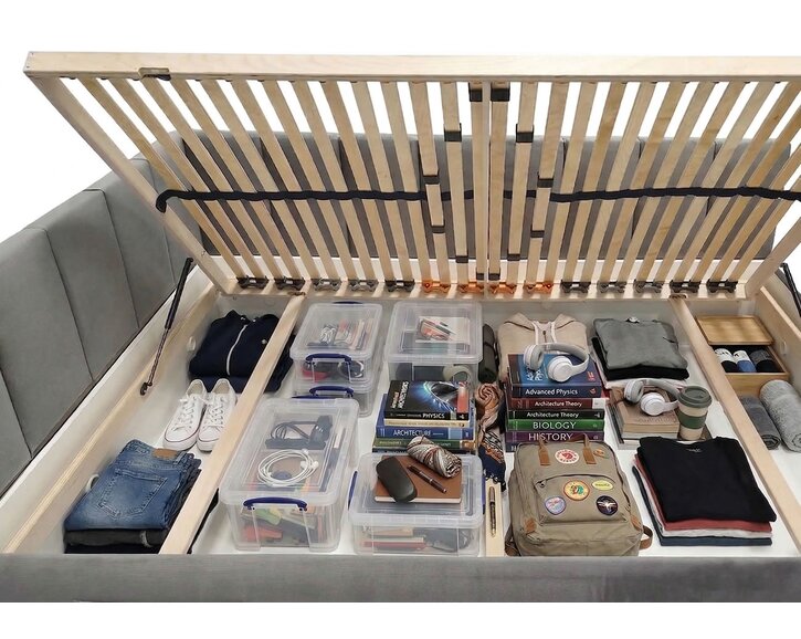 Vyklápěcí rošt v ceně, nosnost až 120 Kg, USB nabíječka (C, A), velký úložný prostor