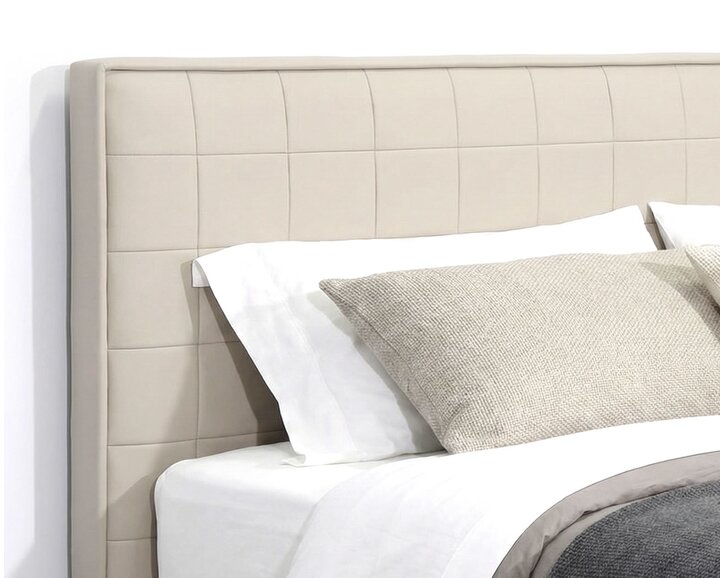 Čalouněná postel s úložným prostorem a roštem Belarona, 120x200