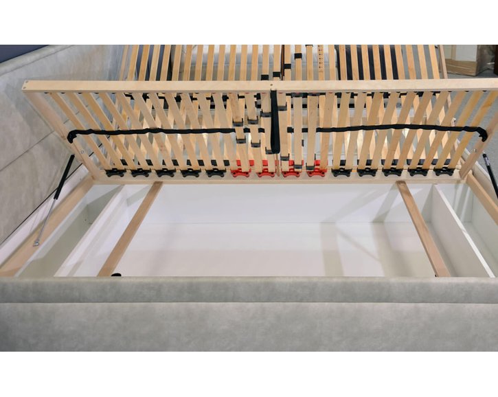 Zvýšená čalouněná postel s úložným prostorem Marila