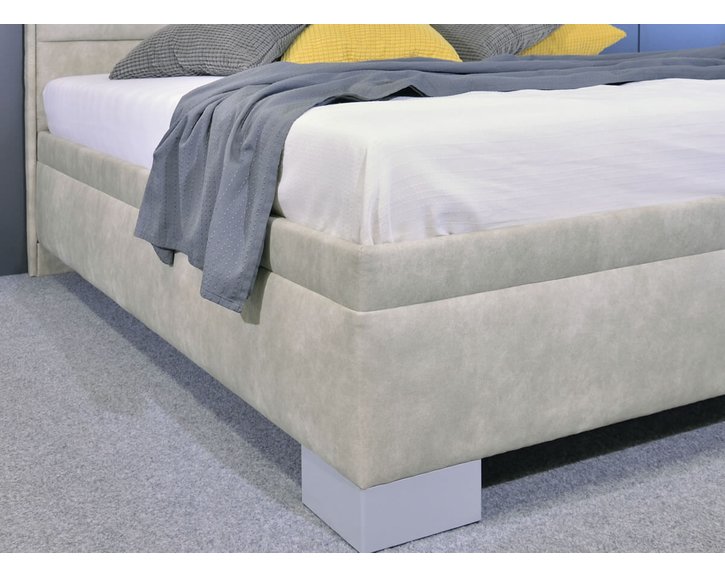 Zvýšená čalouněná postel s úložným prostorem Marila