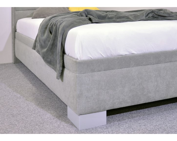 Čalouněná postel s úložným prostorem Marila, 140x200 cm