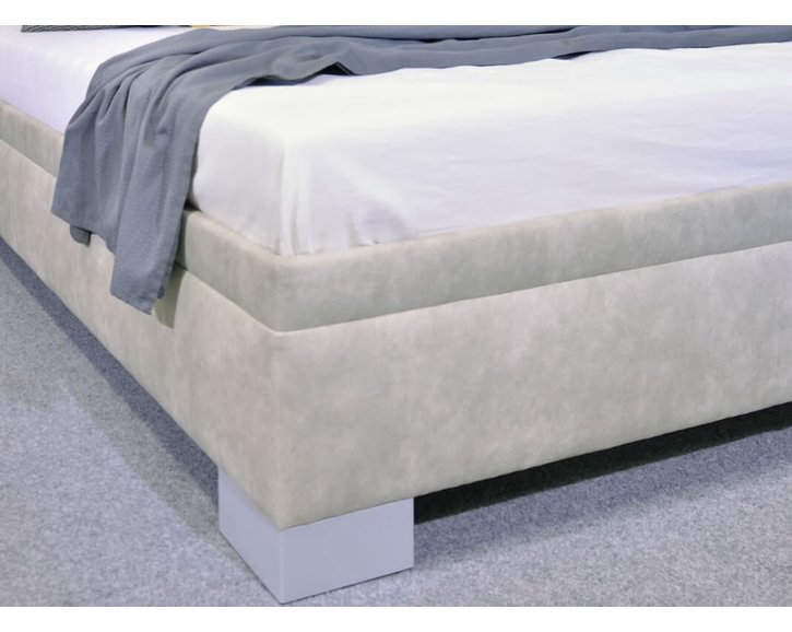 Zvýšená čalouněná postel s úložným prostorem Litera