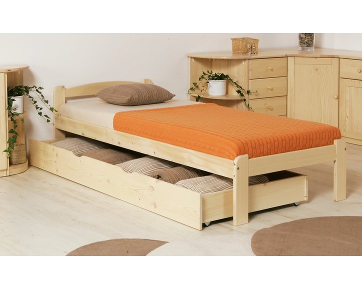 Úložný prostor 1/1 č.225 - masiv smrk Úložný prostor 1/1 č.225 - masiv smrk