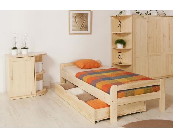 Úložný prostor z masivu 3/4 č.226, masiv smrk Úložný prostor z masivu 3/4 č.226, masiv smrk