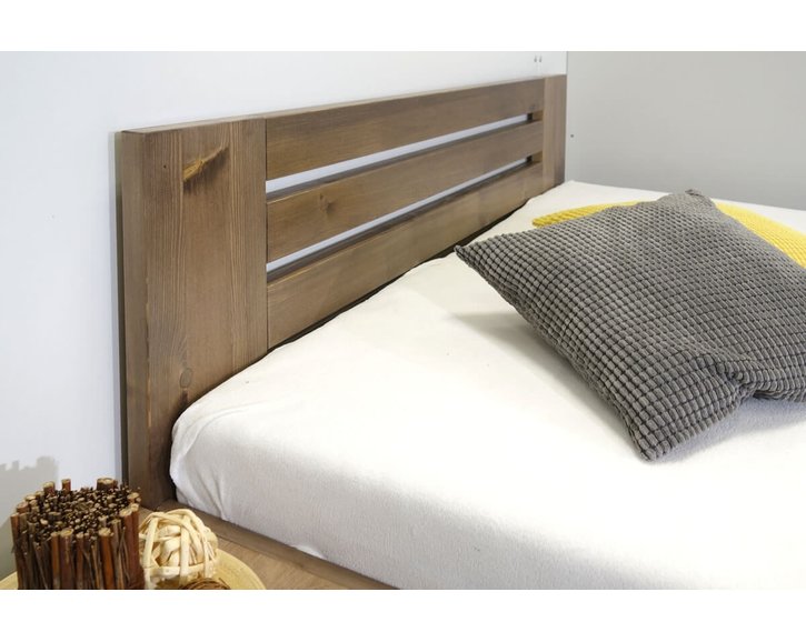 Zvýšená postel dvoulůžko s úložným prostorem ROSA, masiv smrk