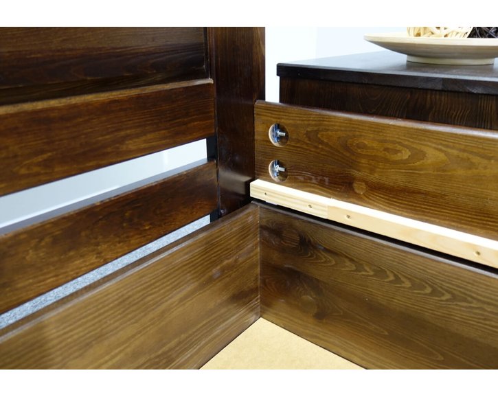 Dřevěná postel LADA, s úložným prostorem, masiv borovice, moření ořech Dřevěná postel LADA, s úložným prostorem, masiv borovice, moření ořech