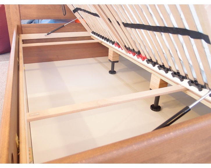 Zvýšená postel s úložným prostorem VAREZZA 5 senior 160x200, 180x200, masiv buk