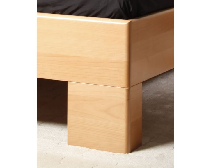 Manželská postel z masivu VAREZZA 3, masiv buk