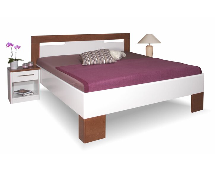 Postel dvoulůžko z masivu VAREZZA 5 , masiv buk, ořech-bílá