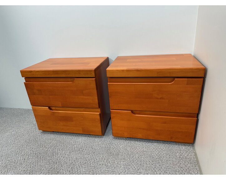 Nočný stolík z masívu, 2-zásuvkový F133, masív buk olše Nočný stolík z masívu, 2-zásuvkový F133, masív buk olše